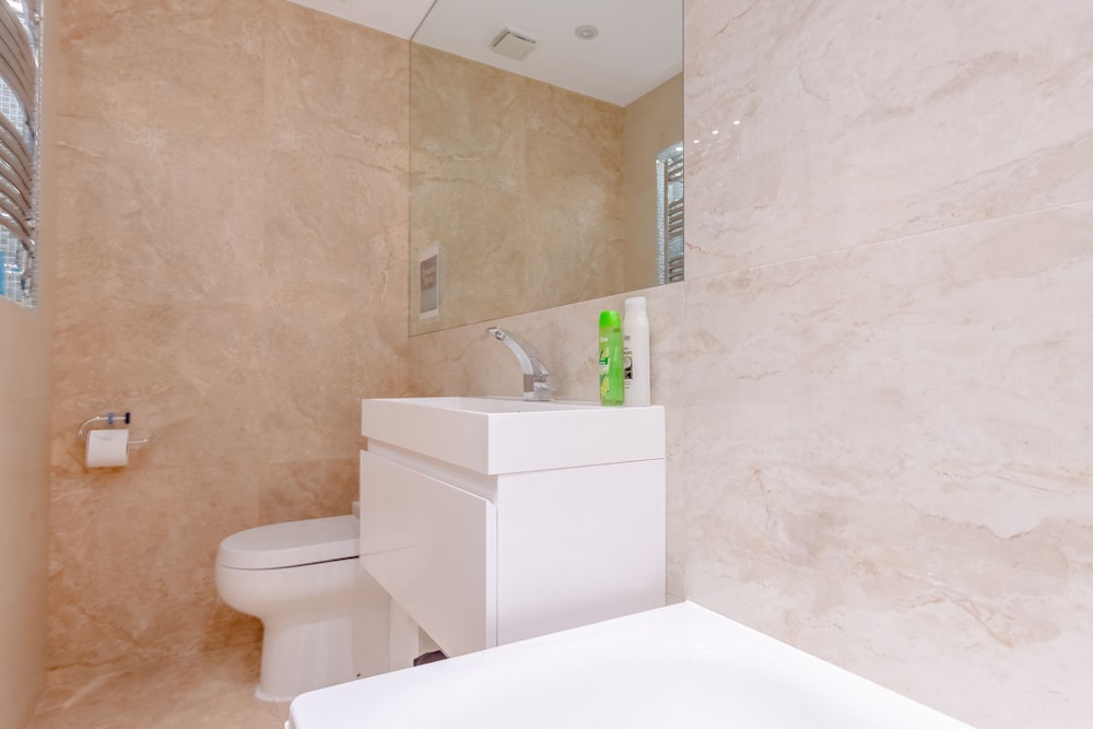 Central 2 Bedroom Flat Near Hyde Park
