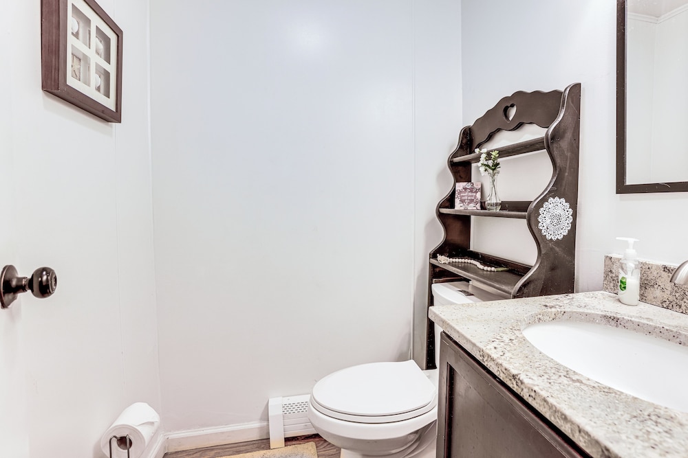 1 Block to Crystal Lake: Downtown Beulah Apt!