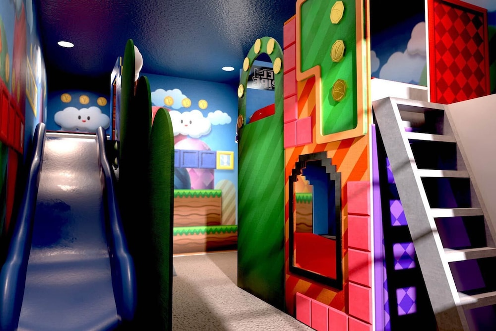 Vor5492aa: 5 Bed, Gamer's Paradise, Pool