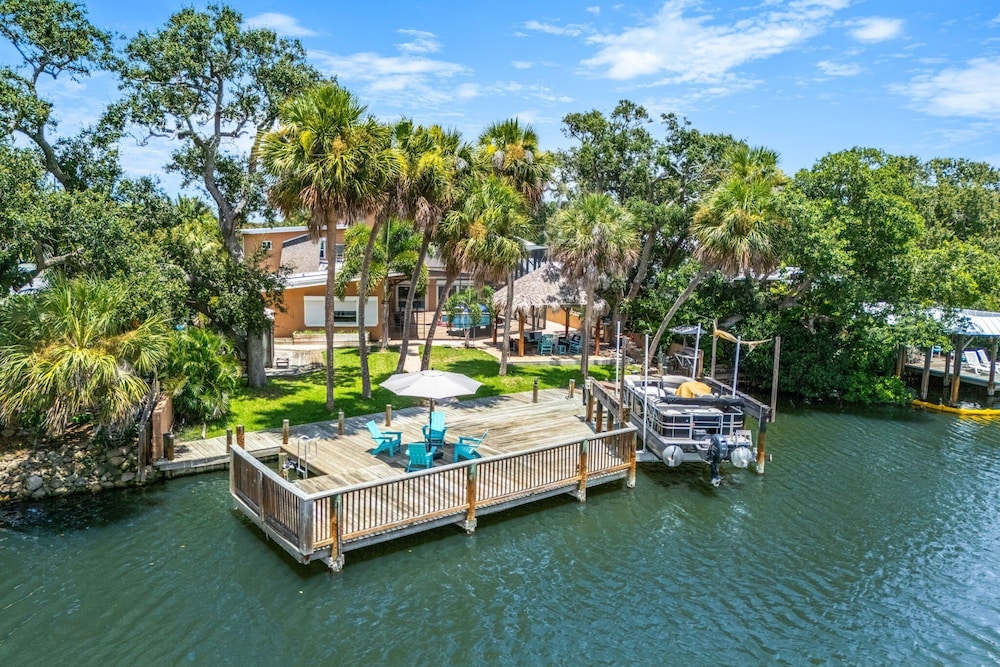 464 Indian Creek Dr