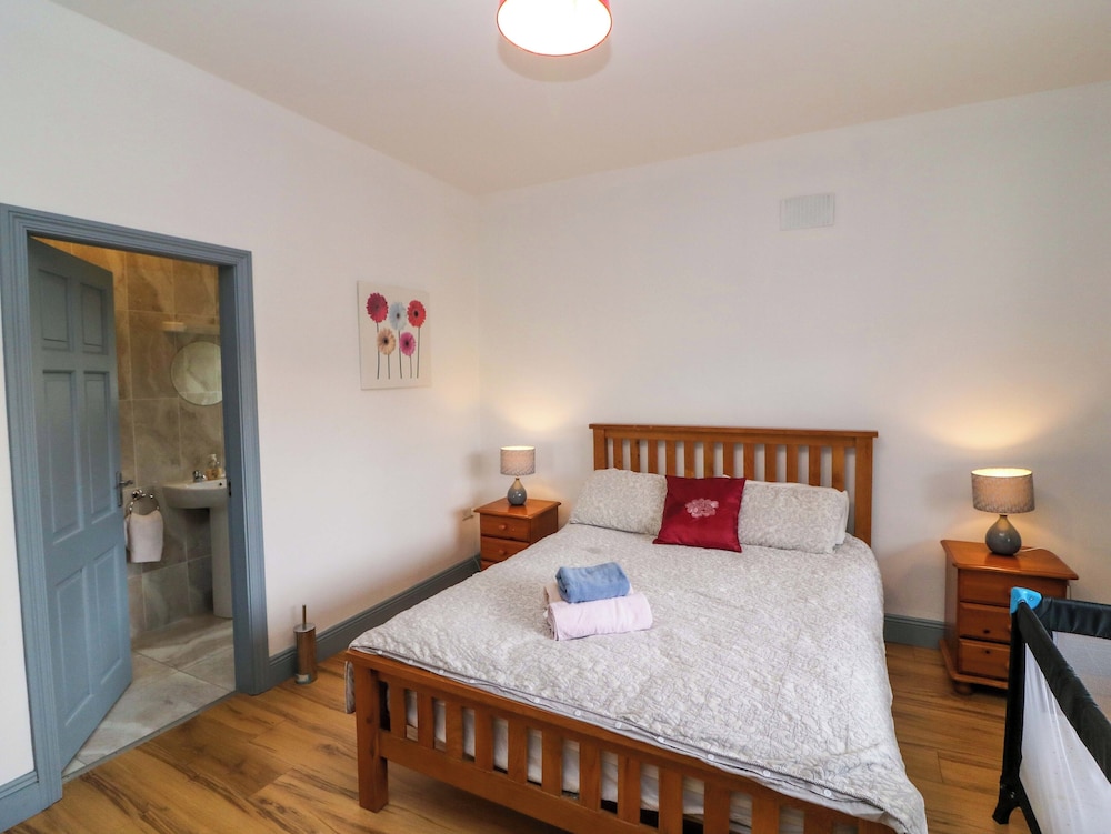 No 1 Lodge Wood