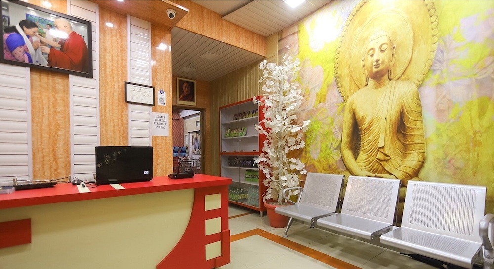 goSTOPS Mcleodganj, Mall Road