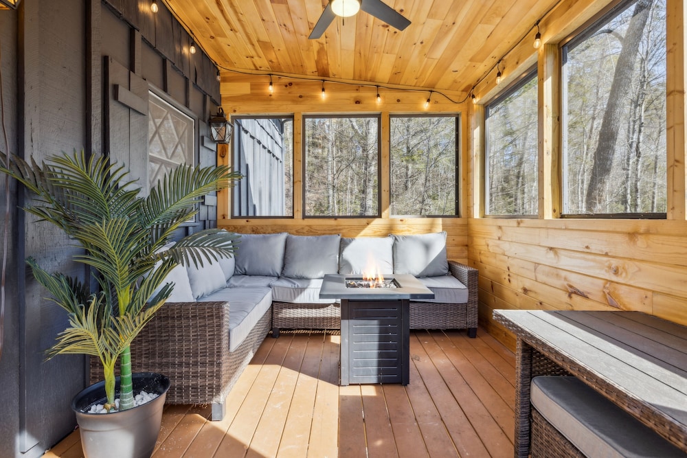 High Top Cabin 3 Bedroom Cabin