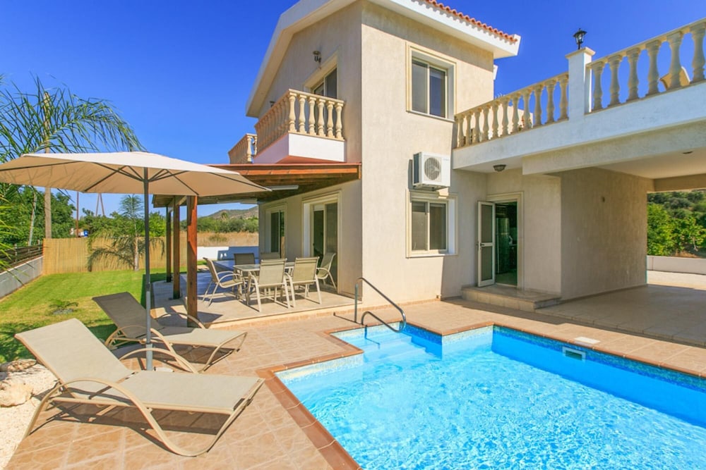 Villa Clementina Large Private Pool Walk to Beach Sea Views A C Wifi Eco-friendly - 2183 view 2