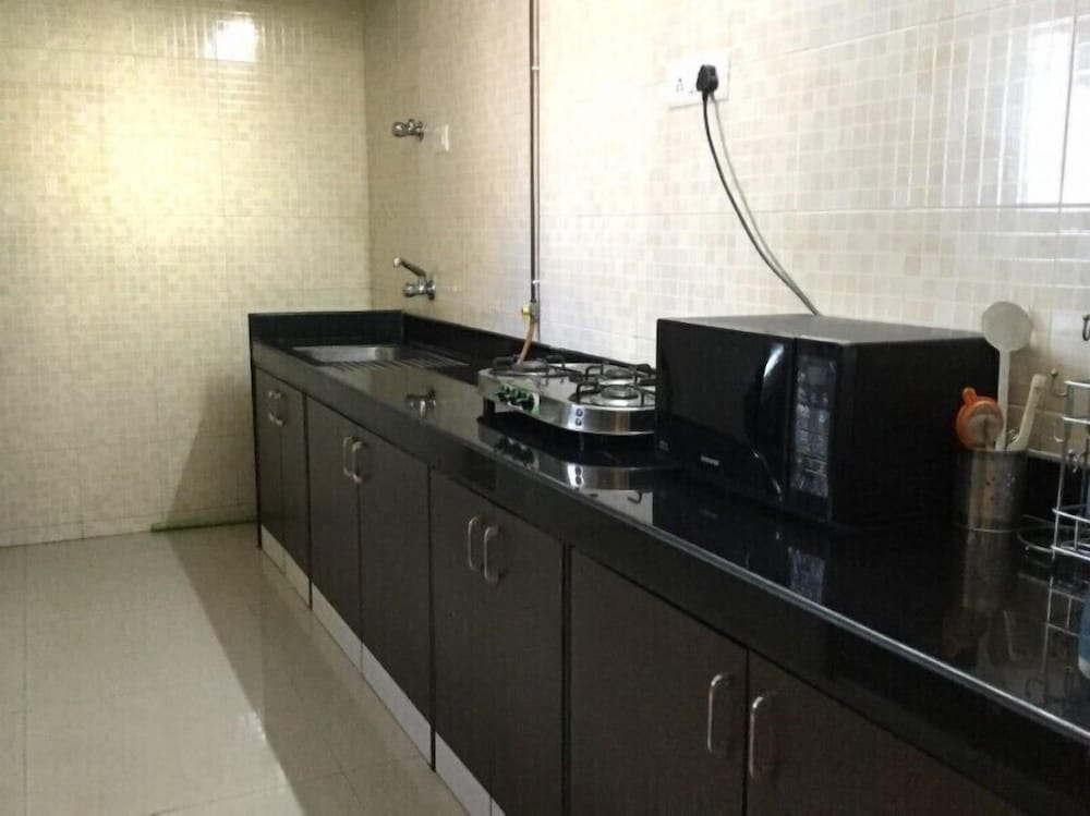 Arista Service Apartments - Khernagar