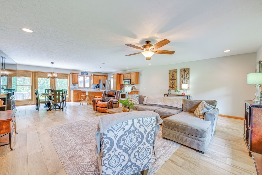 Peaceful Family Home Near Cayuga Lake State Park
