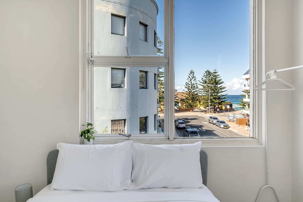Quaint 1BD on the Doorstep of Manly Beach - Image 2