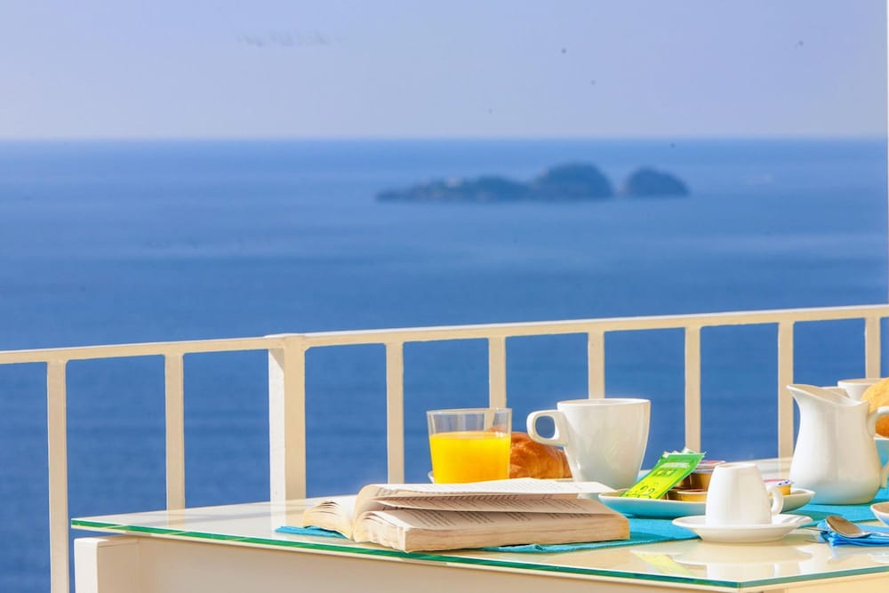 Villa Anna in Positano view 2