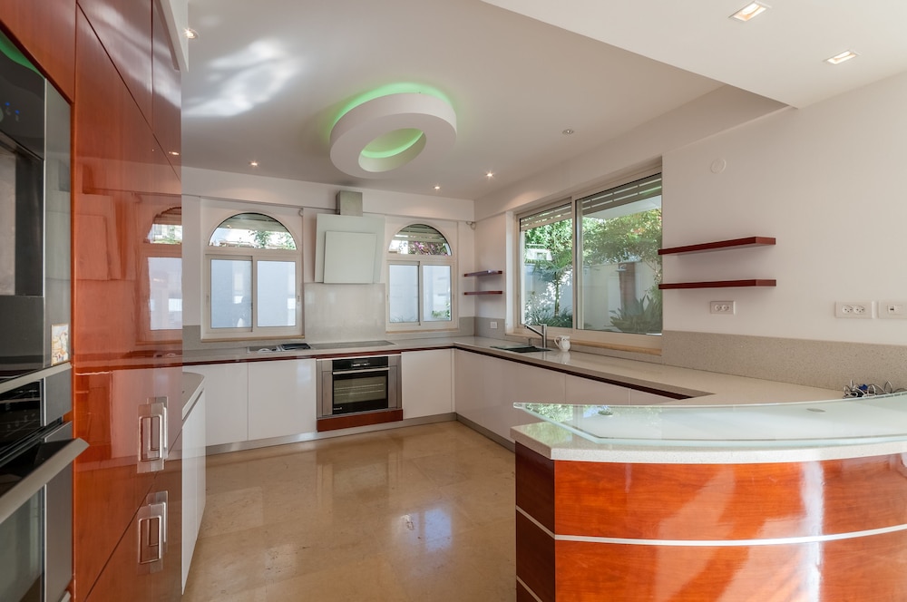 Luxurious Villa with great location, photo 21