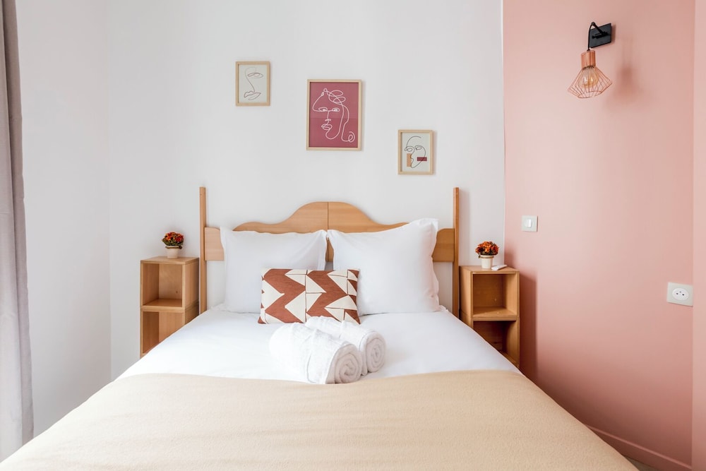 Reva Suites photo 3