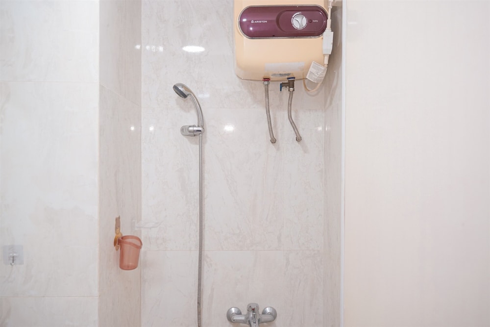 Pleasureable Studio Room At Serpong Greenview Apartment