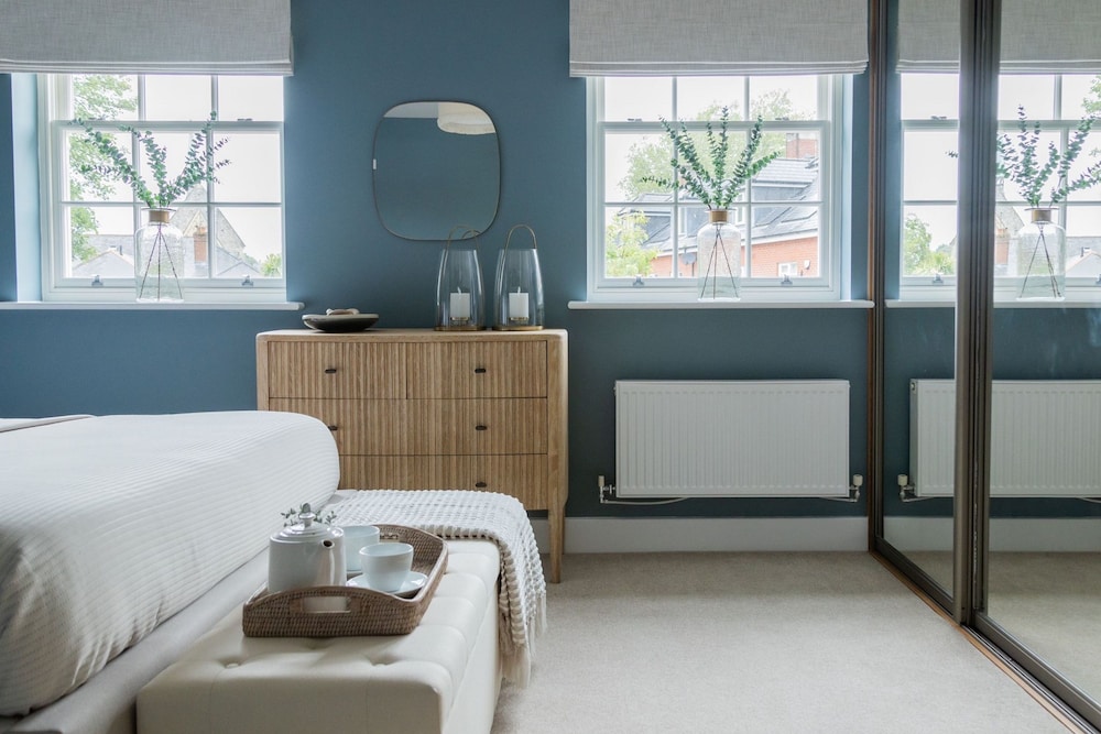 Stylish 3Bd Townhouse In Central Winchester