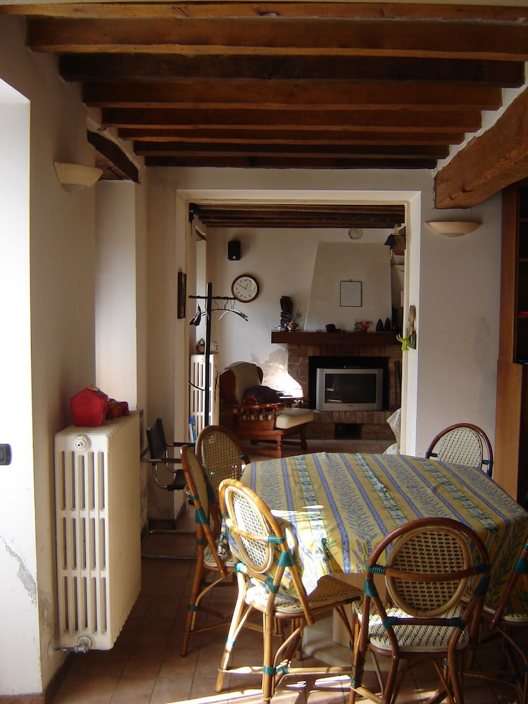 Photo 46