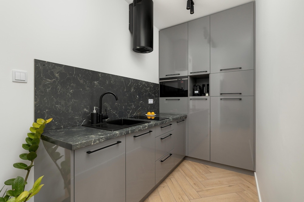 Apartment in Dziwnow With River View & Spa
