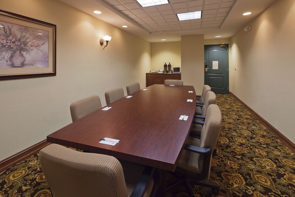 meeting & event spaces