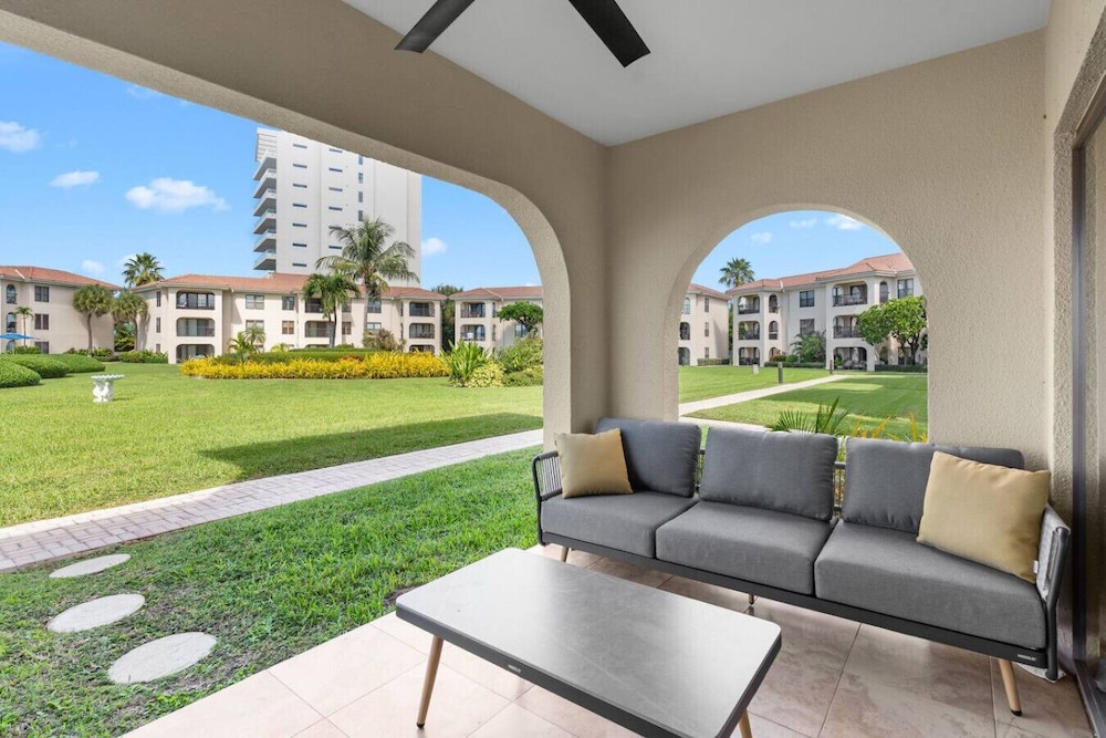 New Remodel Ocean View Pool 75 TV Sleeps 6