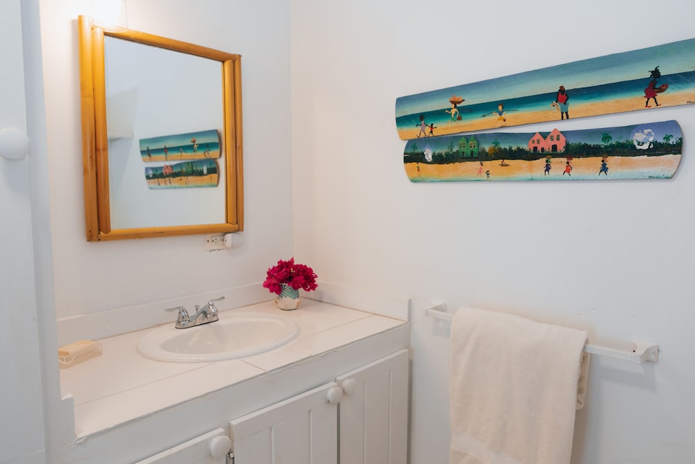 Sea Song Hi 4 Bedroom Home