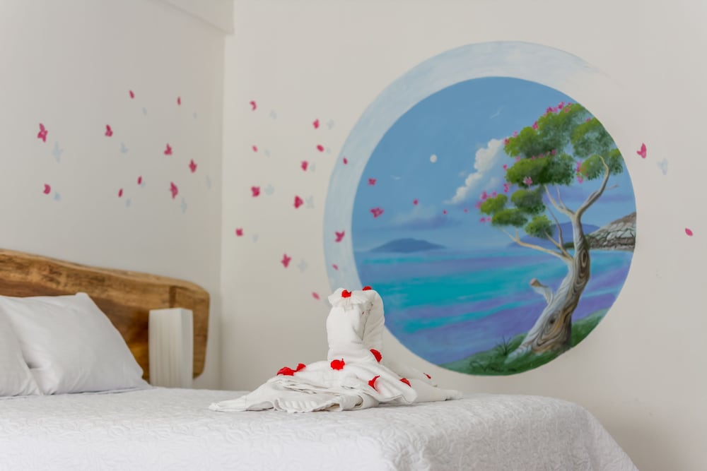 Club Ibiza - Party Hotel & Beach Club