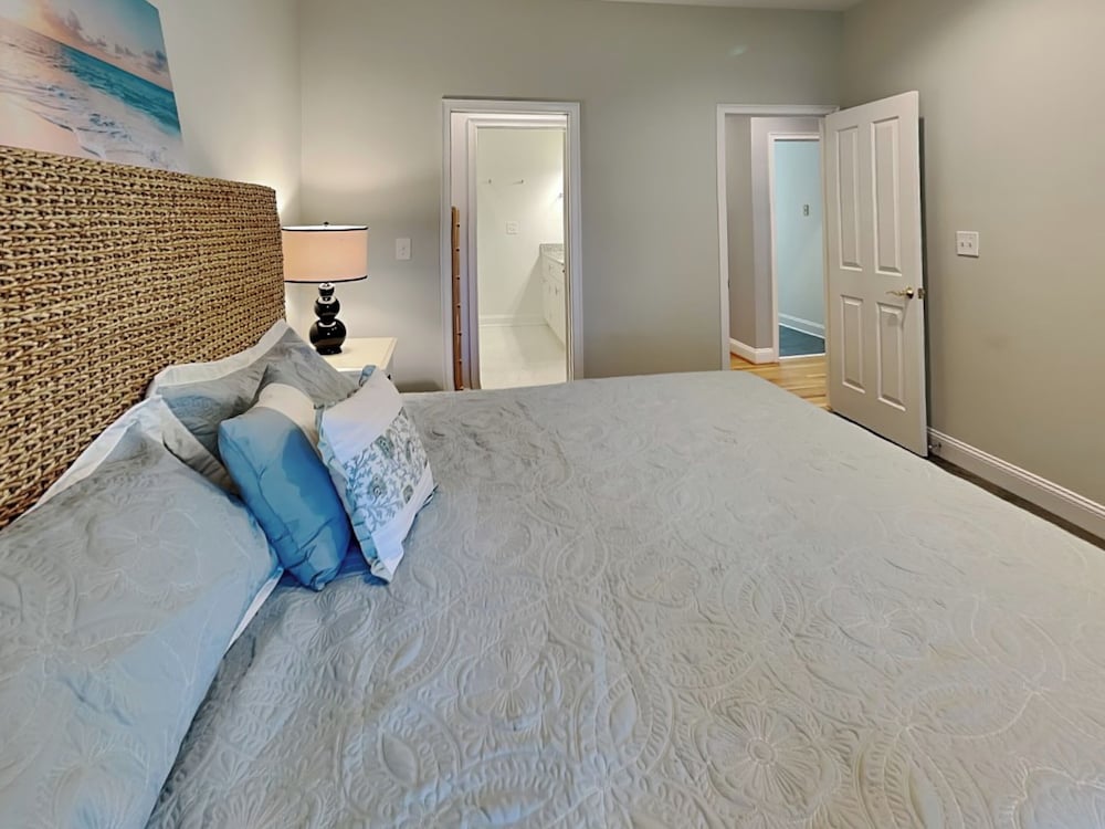 Shady Beaches by Topsail Realty