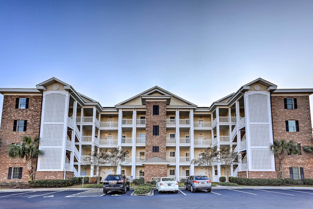 3 Mi to Ocean: Resort Condo in Myrtle Beach! view 5