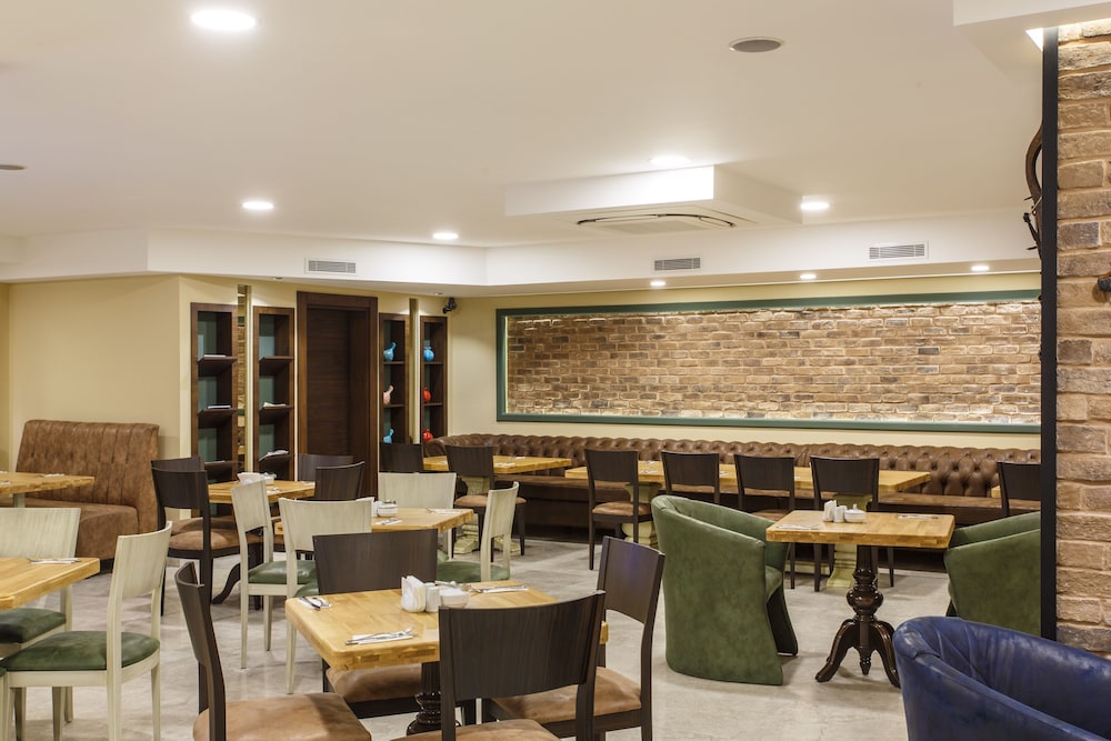 Antroyal Otel - Image 12