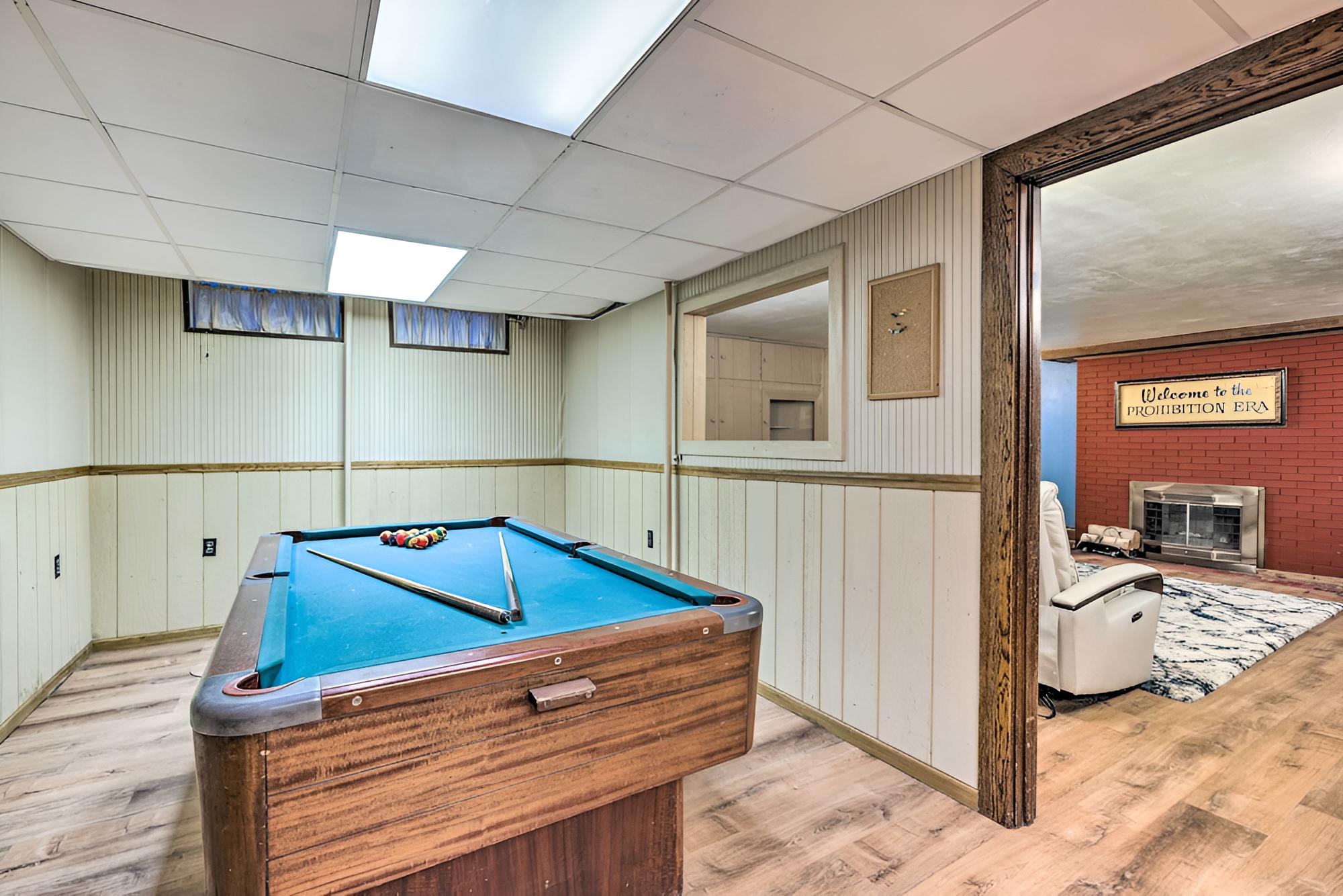 Cadillac Vacations - Historic Cadillac Home: Walk to Lake  Downtown! - Property Image 2