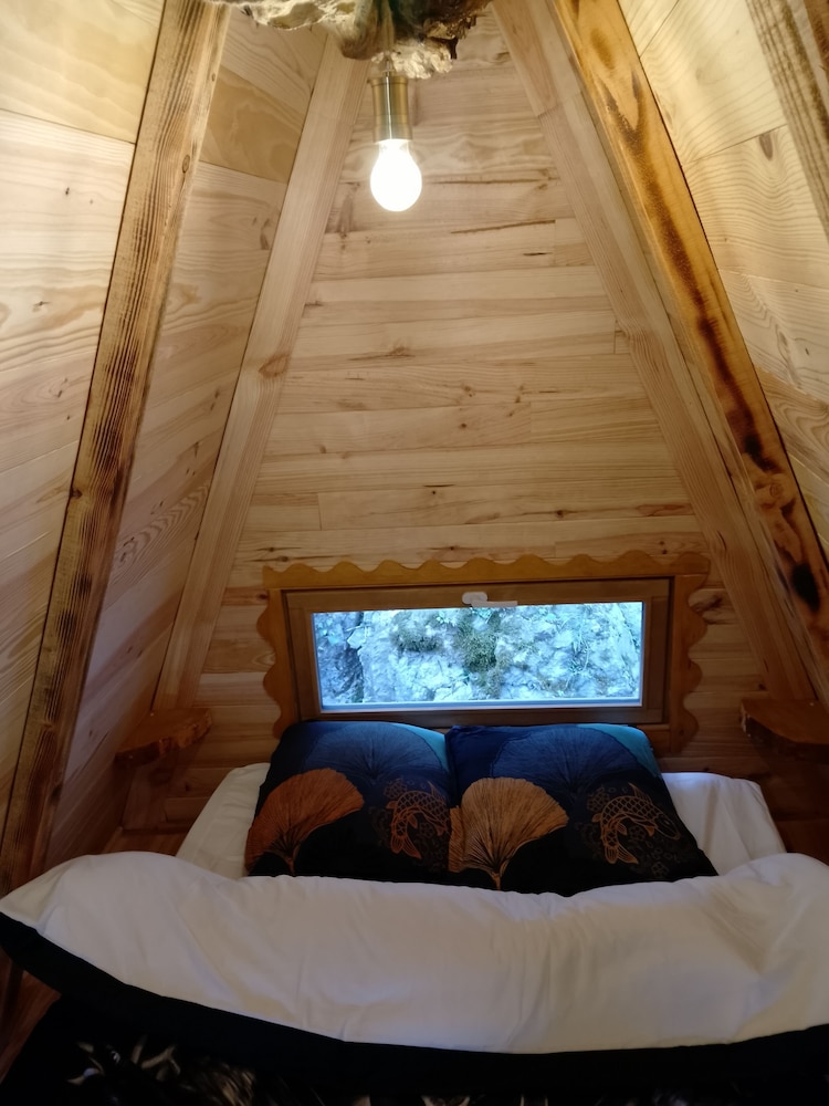 D'tente Skylodge Skali