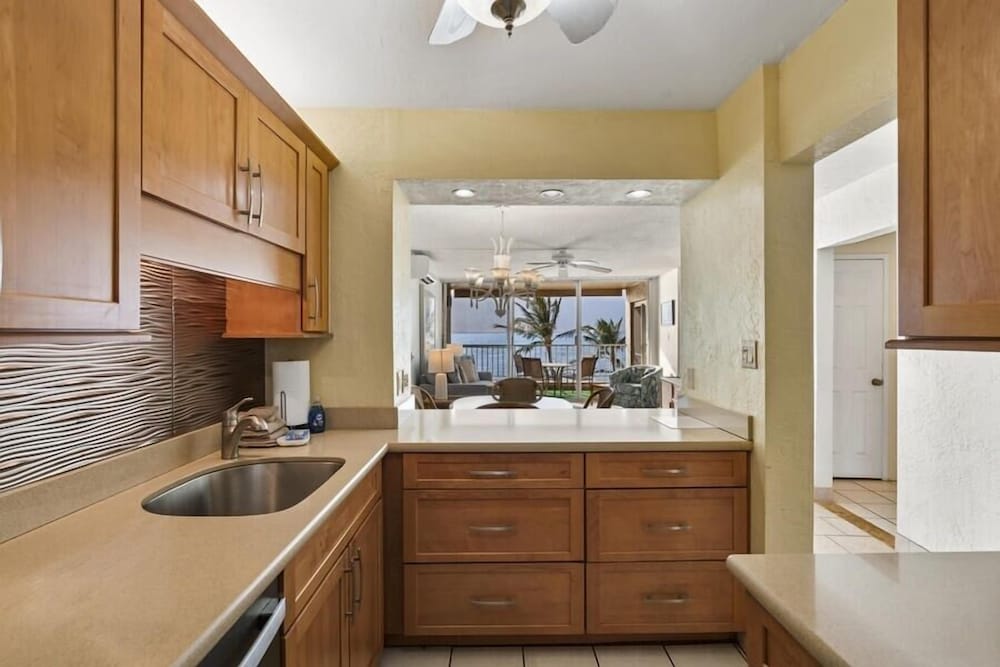 Menehune Shores, #509 2 Bedroom Condo
