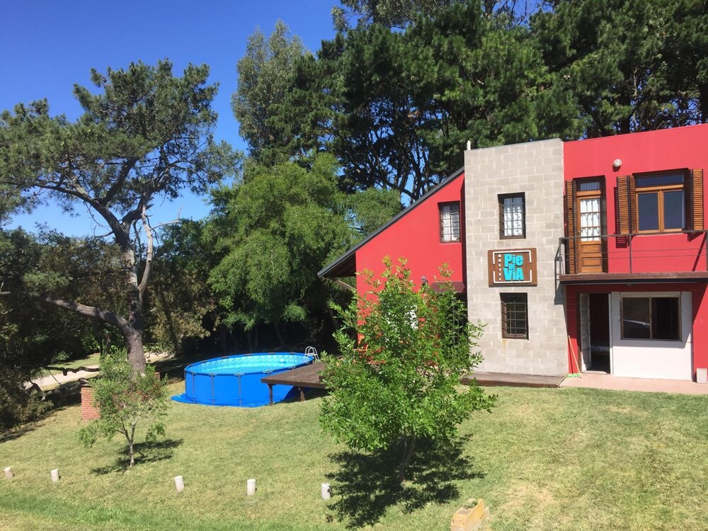 Pie De Via Hostel