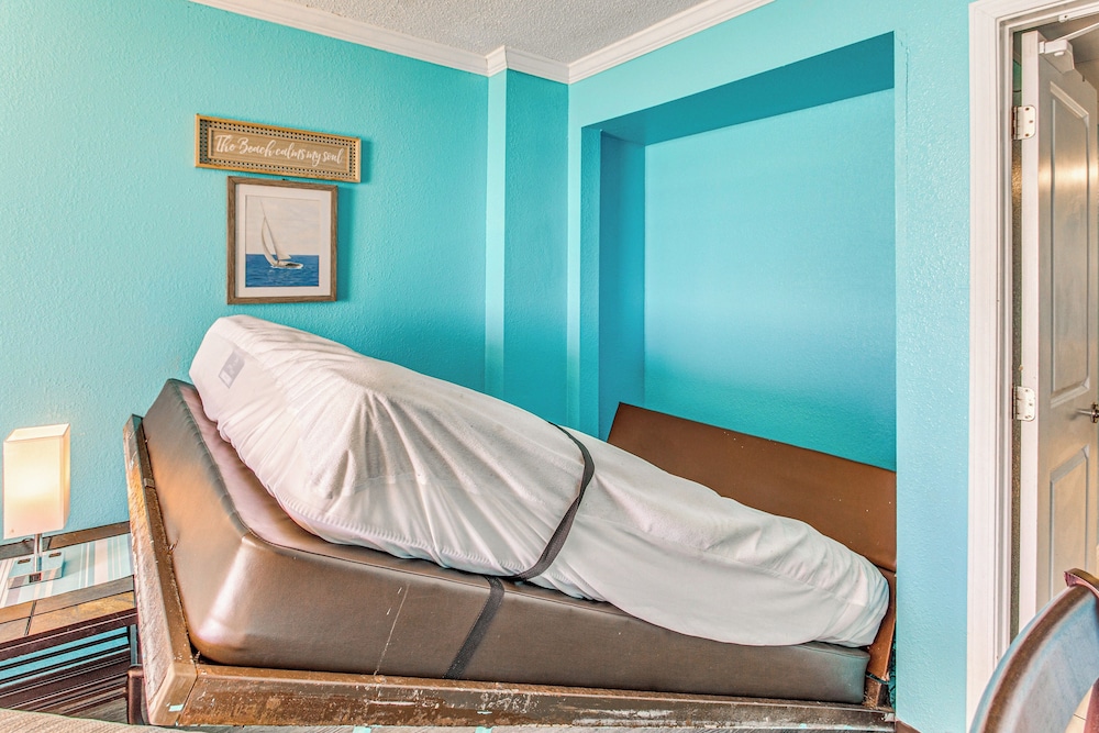 Sun, Sand & Sea Views: Myrtle Beach Condo