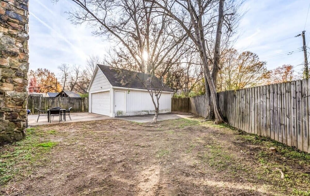 Parnassus Cottage