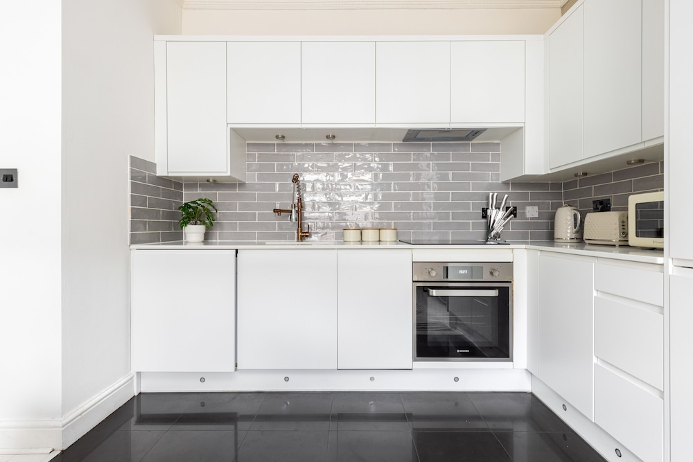 Modern Apartment in Walthamstow