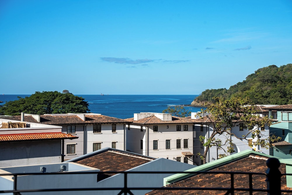 Stunning 3-BD Beachside Home with Small Pool