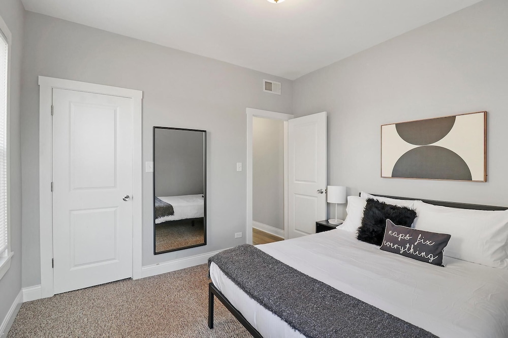 3BR Furnished Stay - Belle Plaine 2W