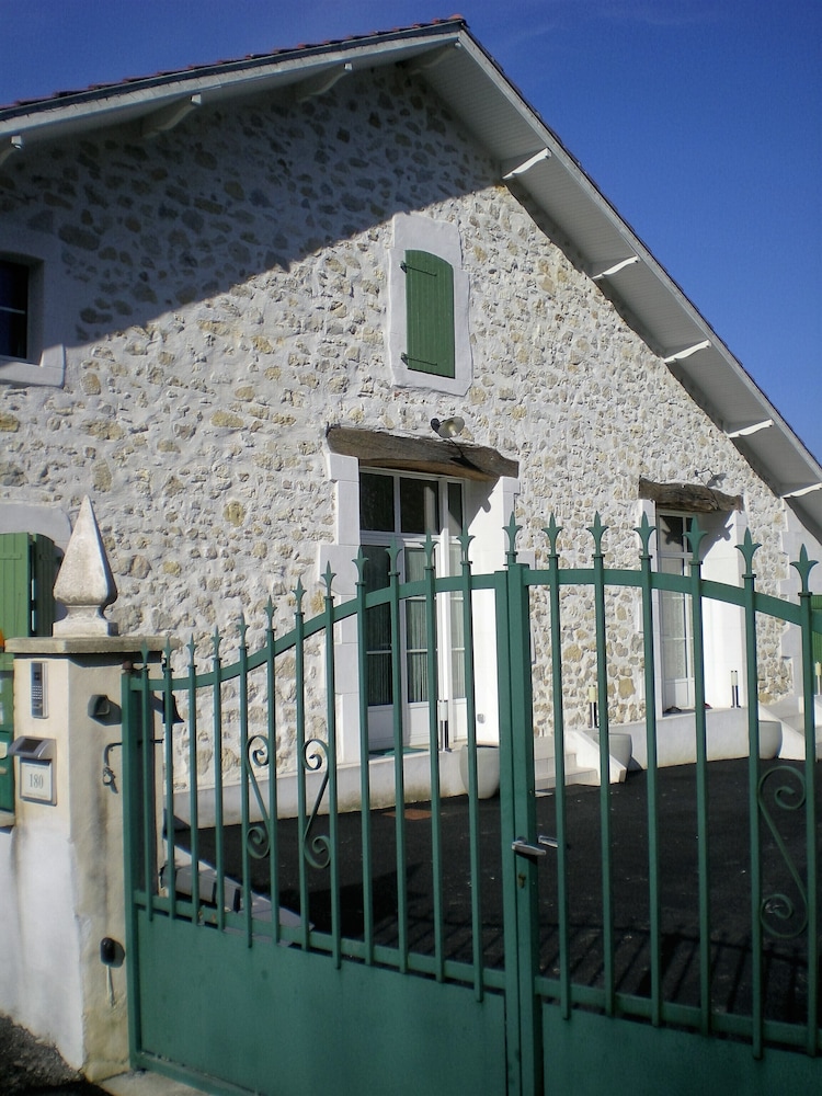 Au Petit Pédegouaty - Chambres d'Hotes view 5