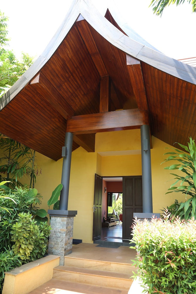 Tha Lane Bay Villa