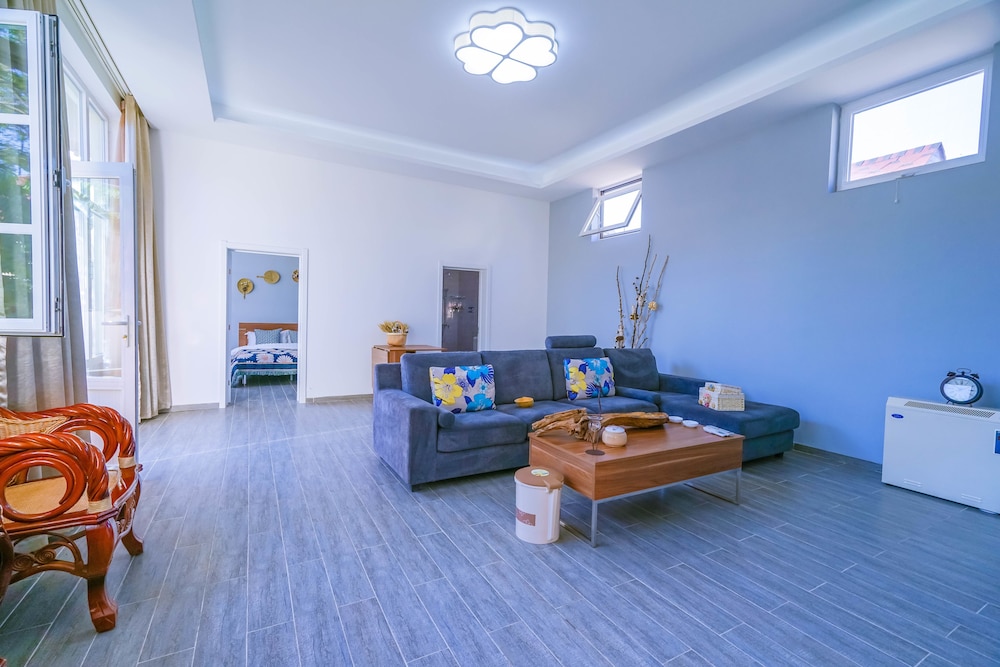 Yiyun Rural Residence Siji ChristmasTown