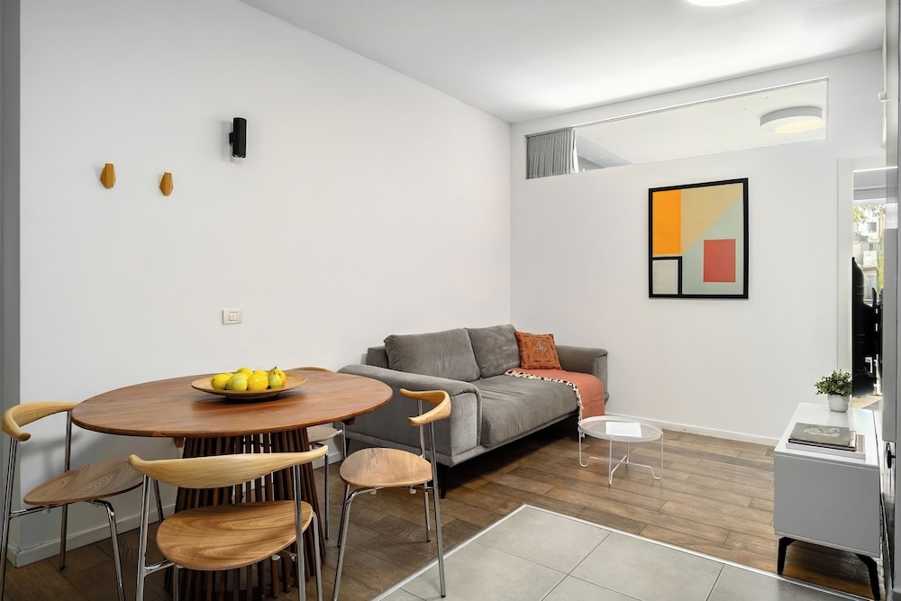 Allenby Urban Living Apartments by Sea N Rent