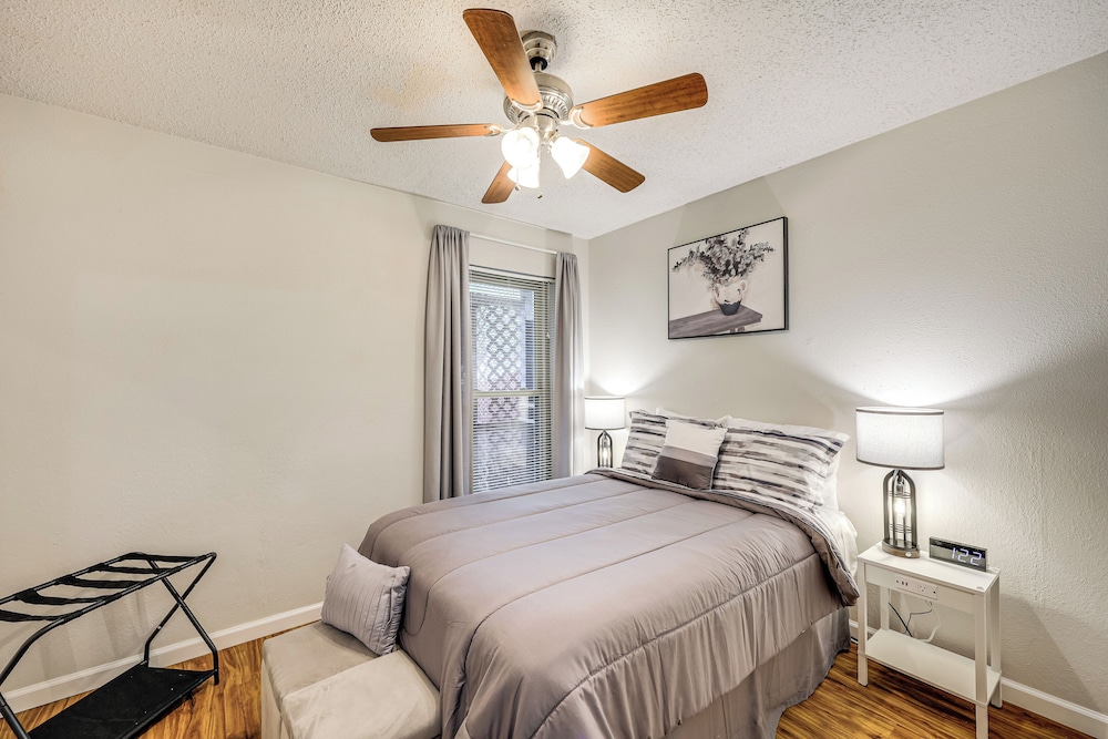 3 Mi to Randolph Afb: Family Home w/ Poker Table!