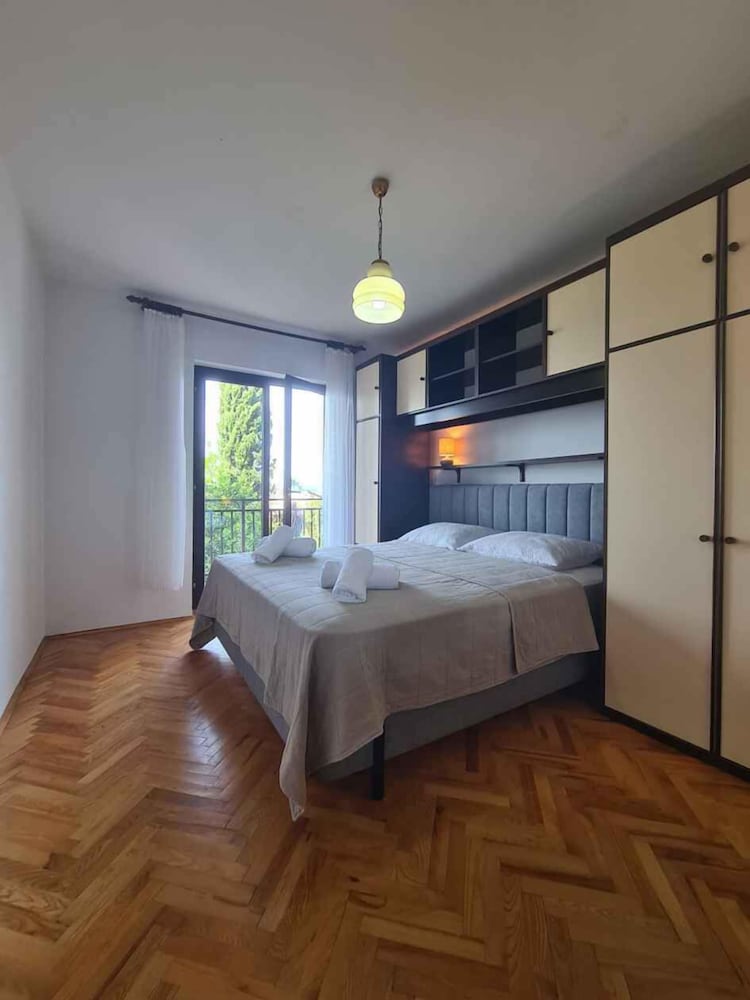 Apartmani Jaka