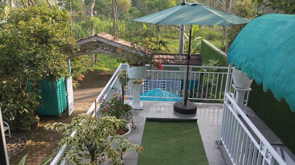 Green House Villa Bogor