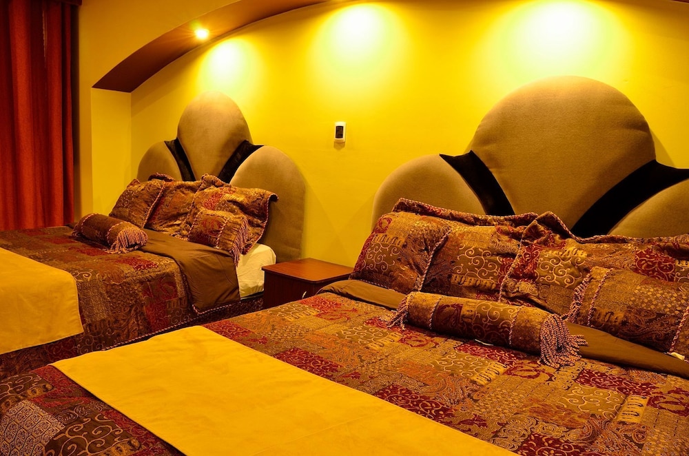 Hotel Royal Park - Property Image 12