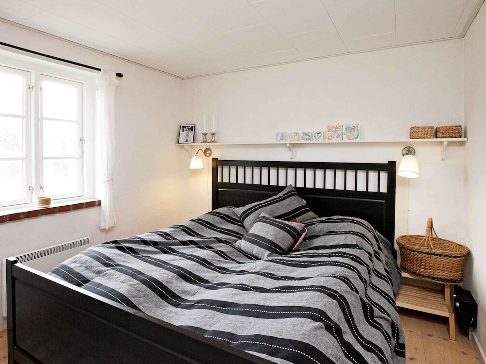 6 Person Holiday Home in Ulfborg view 2