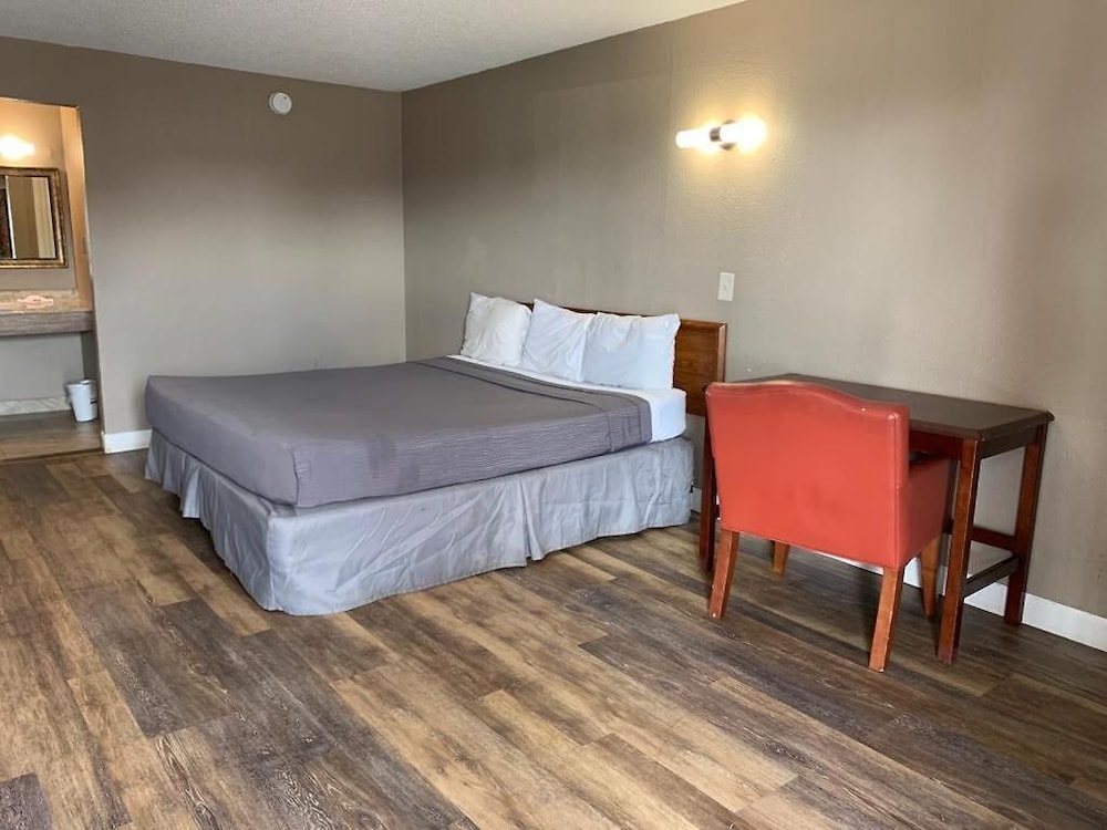 Motel 6 New Port Richey, FL