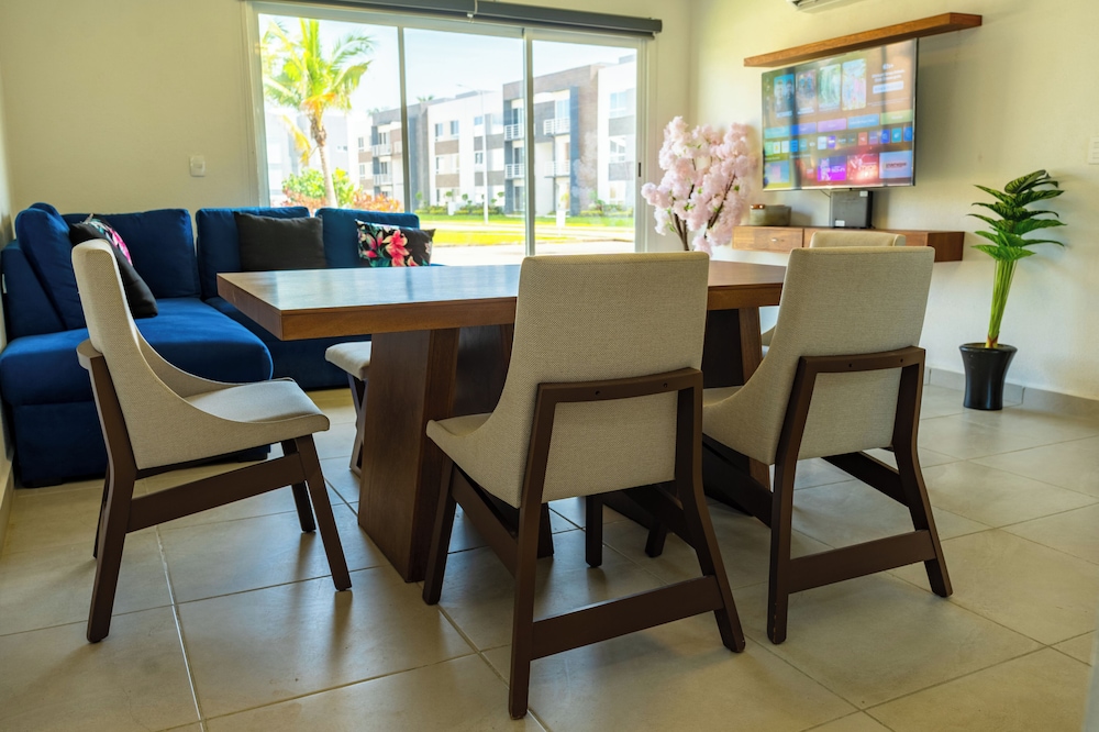 Family Villa Pool 4 BR Acapulco