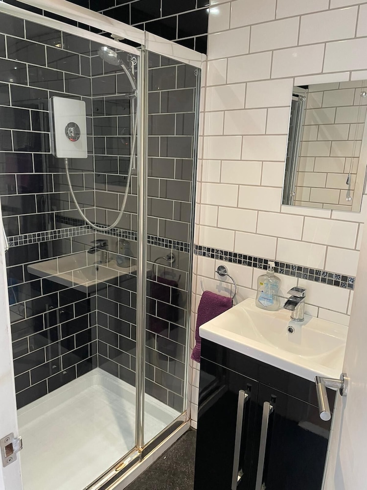 Self Contained one Bedroom Flat in the Heart of Brighton, Close to the Beach