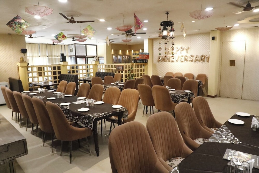 Hotel Om Complex
