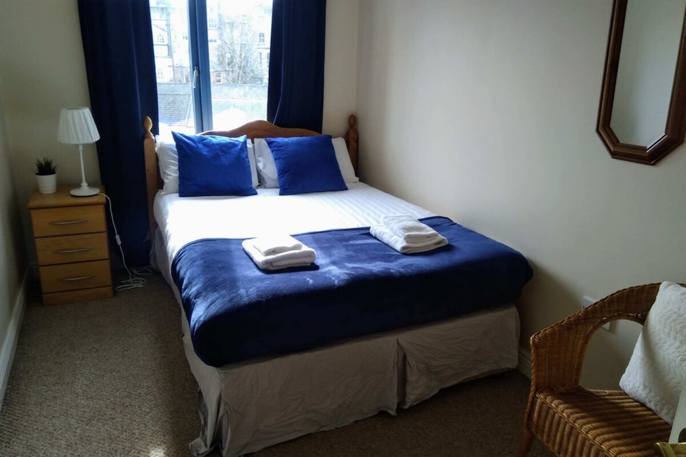 2 Bedroom Apartment Beside Merrion Square