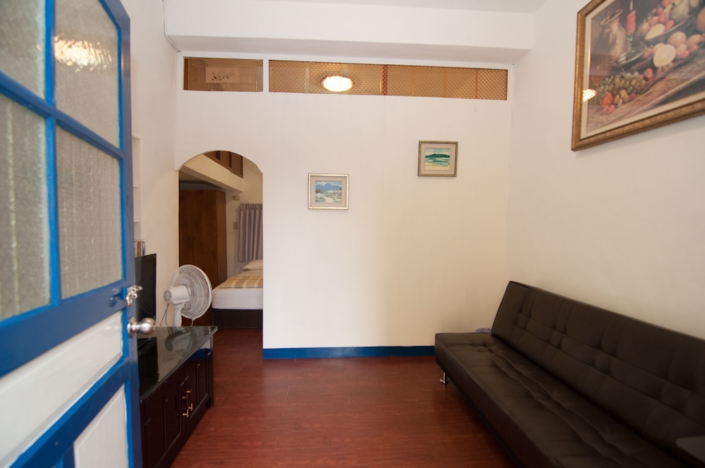 Mengqi Hostel