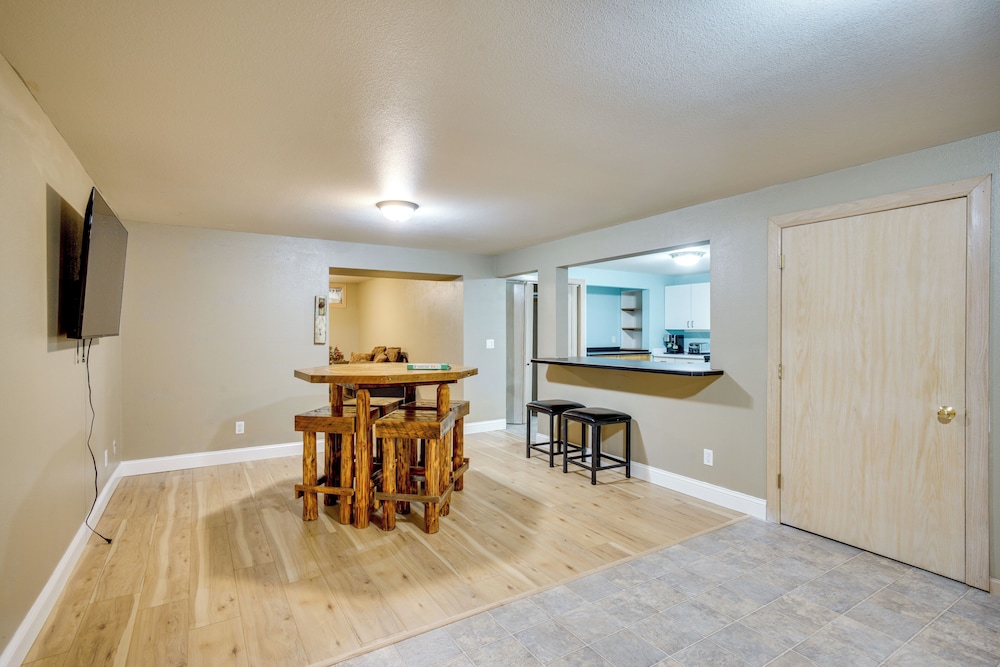 Spacious Family Villa w/ Decks in Chilton!
